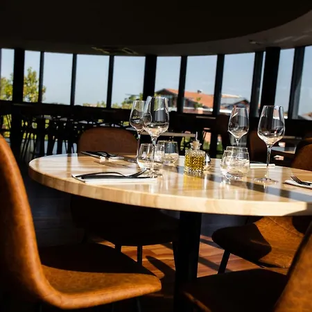 Le Pier - Ortus Hotell
